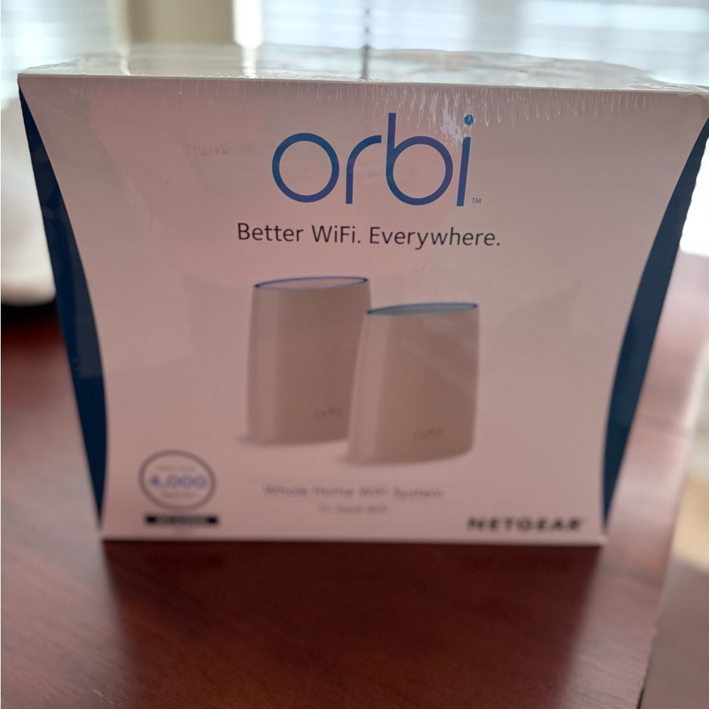 Netgear Orbi WiFi System Box - Picture 2 of 4